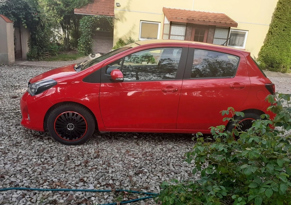 Toyota Yaris cena 34000 przebieg: 215000, rok produkcji 2015 z Byczyna małe 79